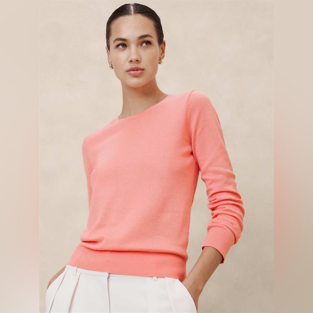 Banana Republic Forever Crew Neck Coral Sweater - Picture 1 of 5